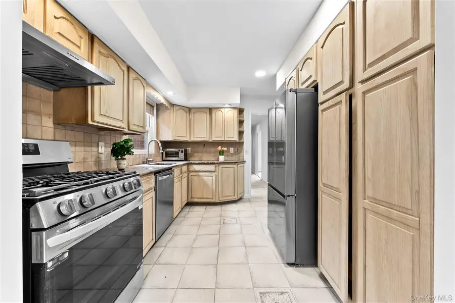 219-01 82nd Avenue, Queens Village, NY 11427 - #3