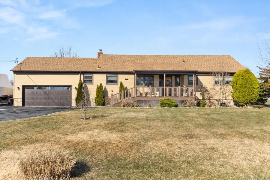 7 Montgomery Lane, Bay Shore, NY 11706 - #2