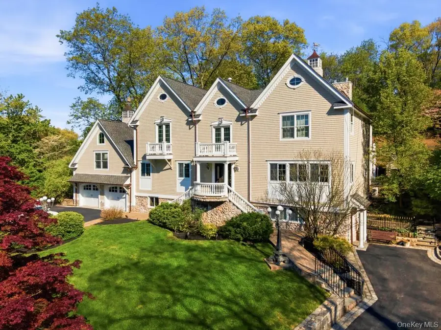 33 Greenbriar Drive, Chappaqua, NY 10514 - #2