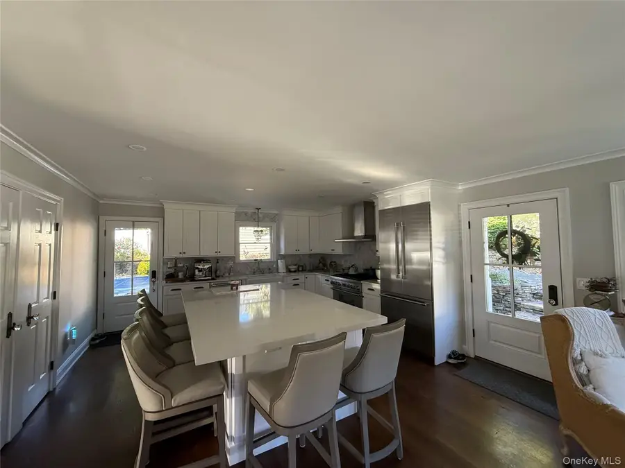 105 Myrtle Avenue, Port Jefferson, NY 11777 - #3