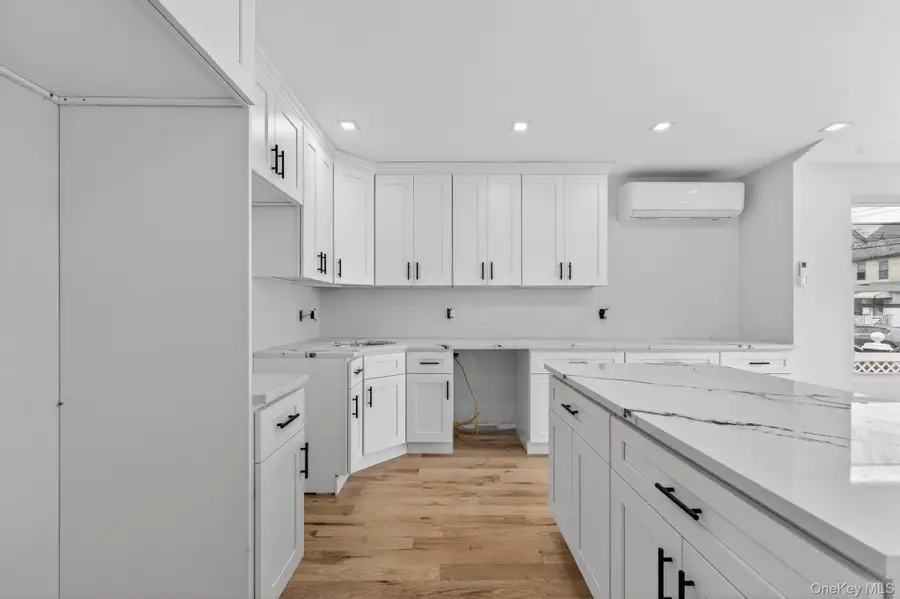 19450 Murdock Avenue, Saint Albans, NY 11412 - #3