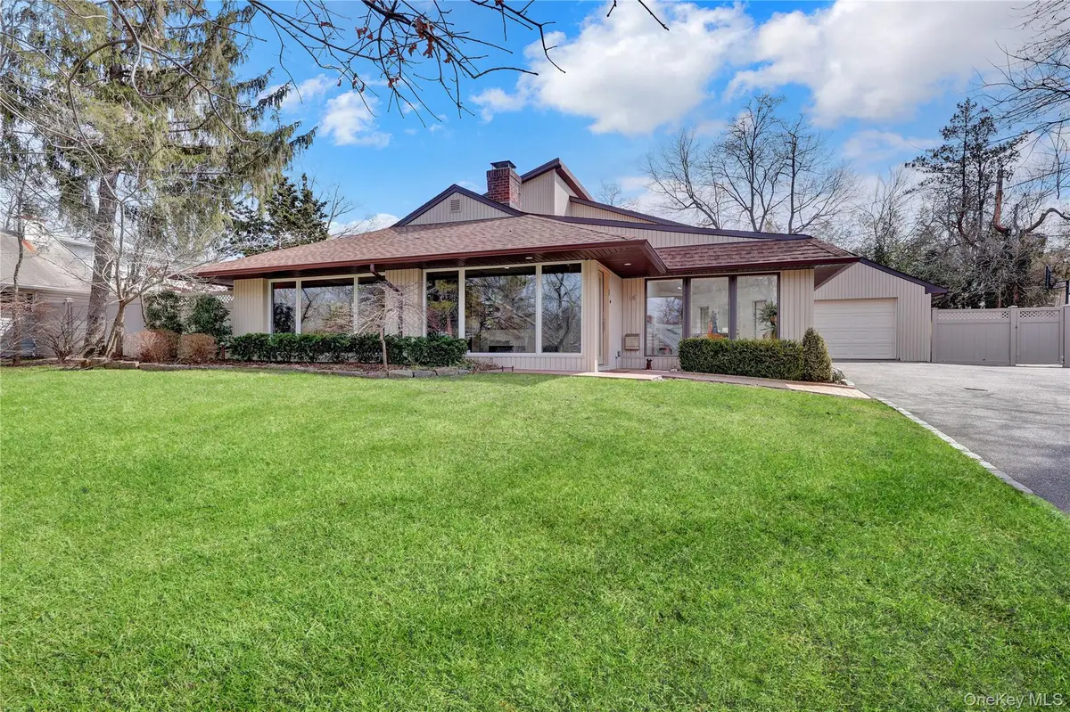 14 Regent Place, Roslyn, NY 11576 - #1