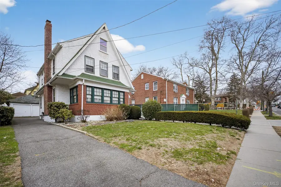 3512 Utopia Parkway, Flushing, NY 11358 - #2