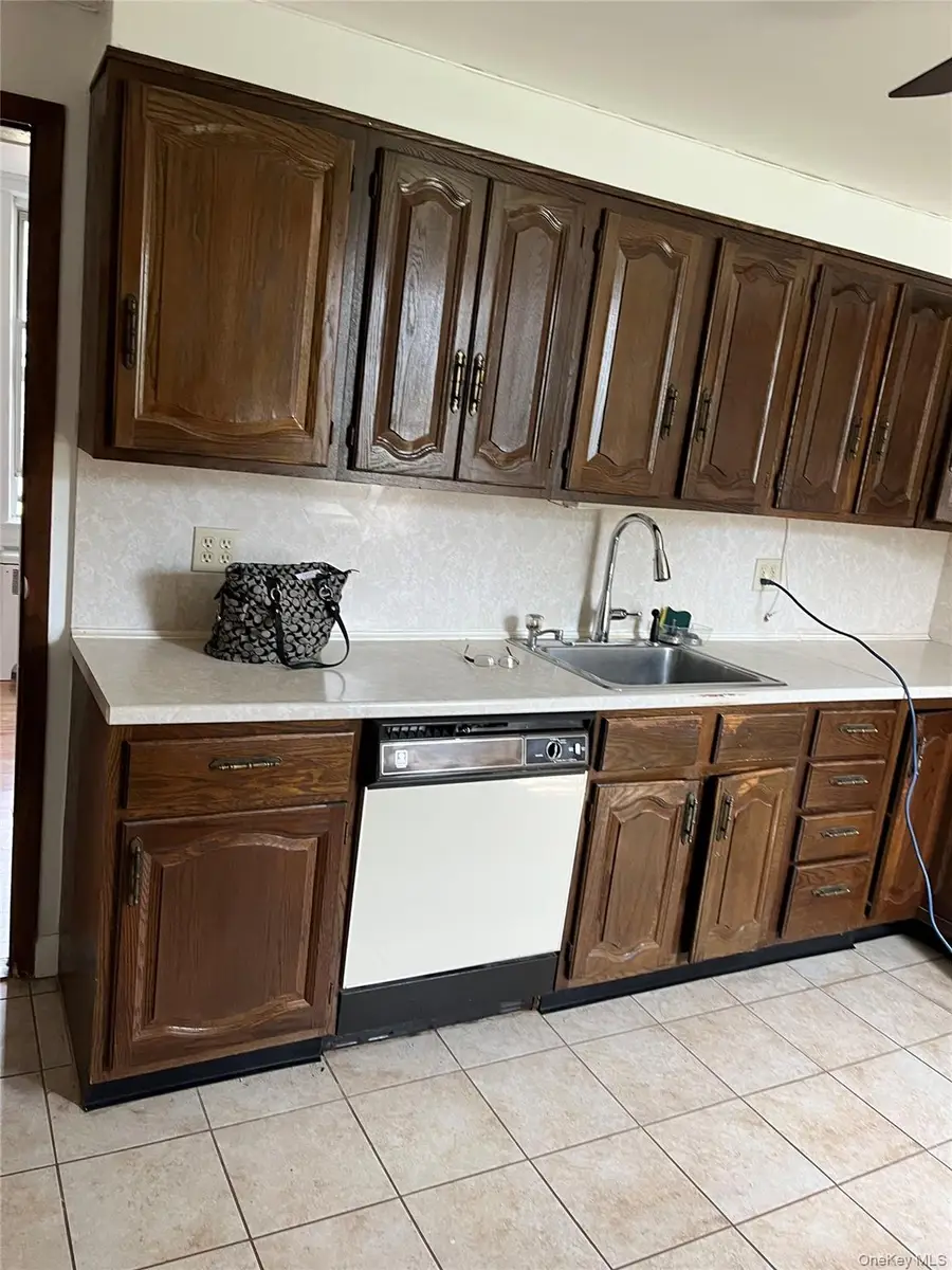 116 Gavin Street, Yonkers, NY 10701 - #3