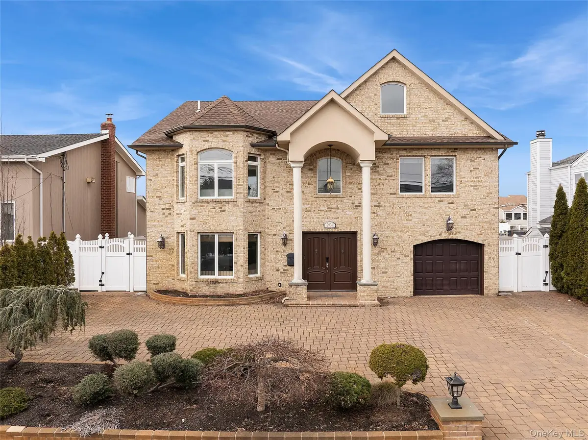 2904 Riverside Drive, Wantagh, NY 11793 - #1