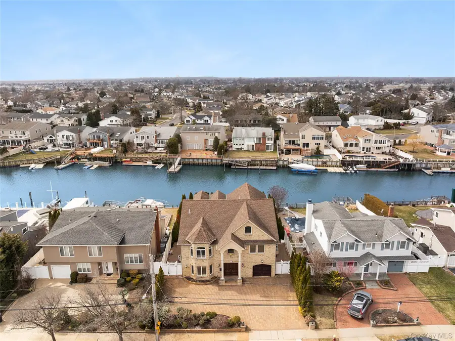 2904 Riverside Drive, Wantagh, NY 11793 - #2