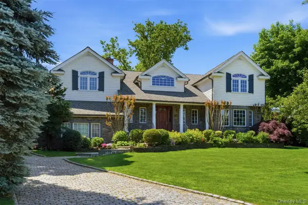 2 Shore Drive, Manhasset, NY 11030