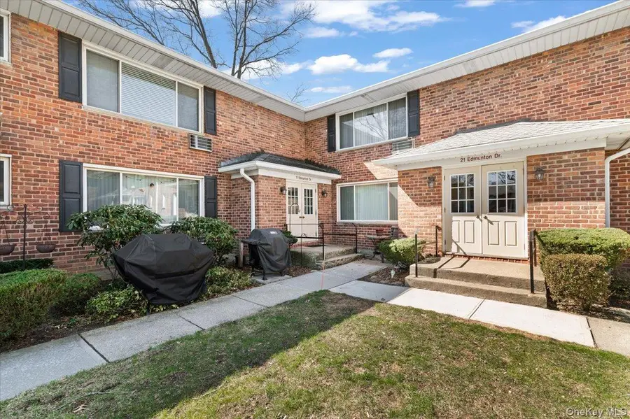 11 Edmunton Dr #E5, North Babylon, NY 11703 - #2