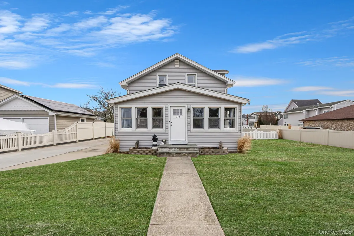 244 S Bayview Avenue, Amityville, NY 11701 - #1