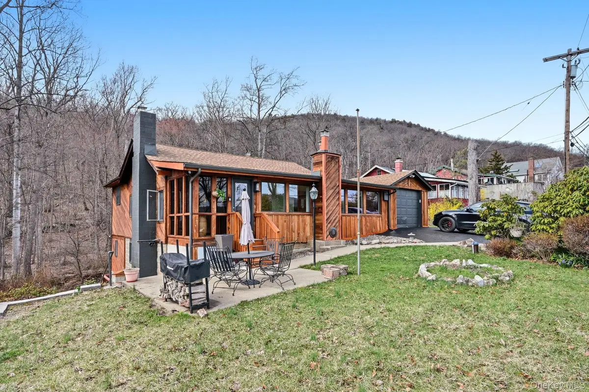 37 Blueberry Hill, Greenwood Lake, NY 10925 - #1