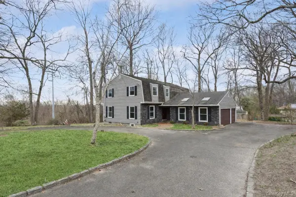 49 Overhill Road, Wading River, NY 11792