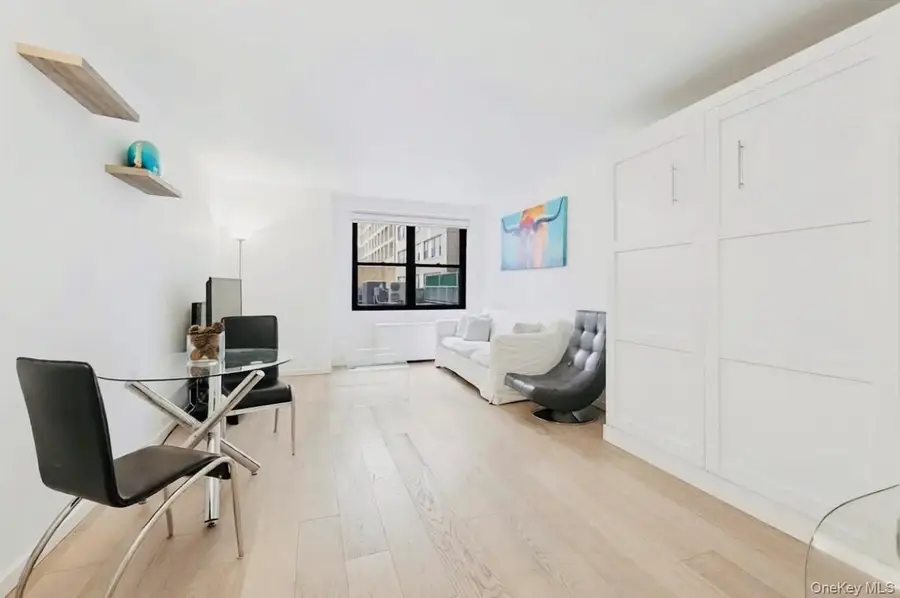 165 W 66th Street #2L, Manhattan, NY 10023 - #3