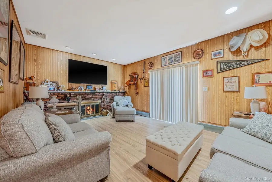 365 Clay Pitts Road, East Northport, NY 11731 - #3