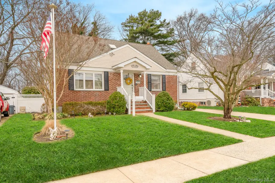 2420 Willow Street, Wantagh, NY 11793 - #2