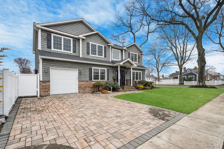 157 Walnut Street, Massapequa Park, NY 11762 - #2