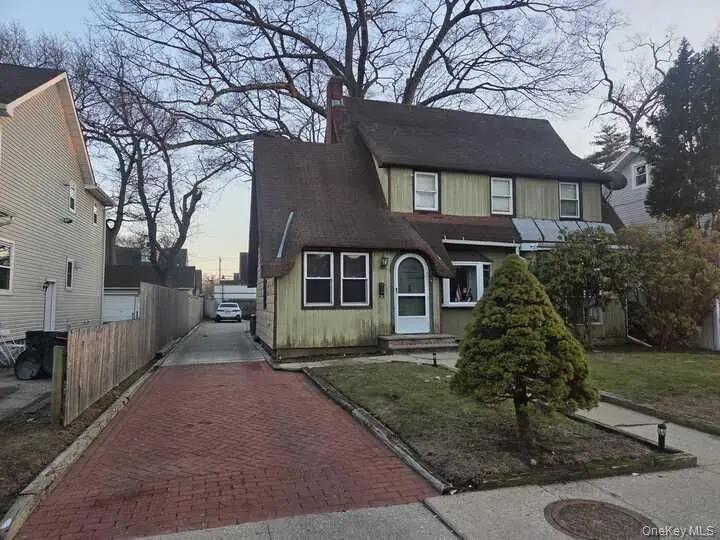 111 W Centennial Avenue, Roosevelt, NY 11575 - #1