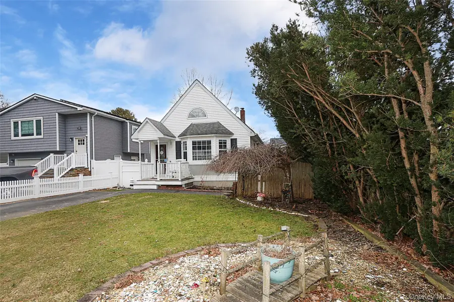 129 Norwalk Avenue #A, Medford, NY 11763 - #3