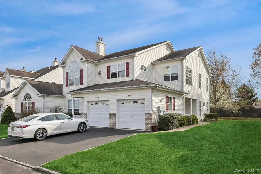 17 Constantine Way, Mount Sinai, NY 11766 - #3