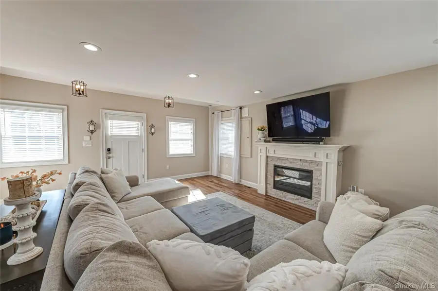 36 West Boulevard, East Rockaway, NY 11518 - #3