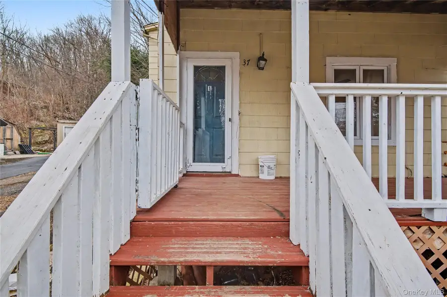 37 7th Street, Suffern, NY 10901 - #3