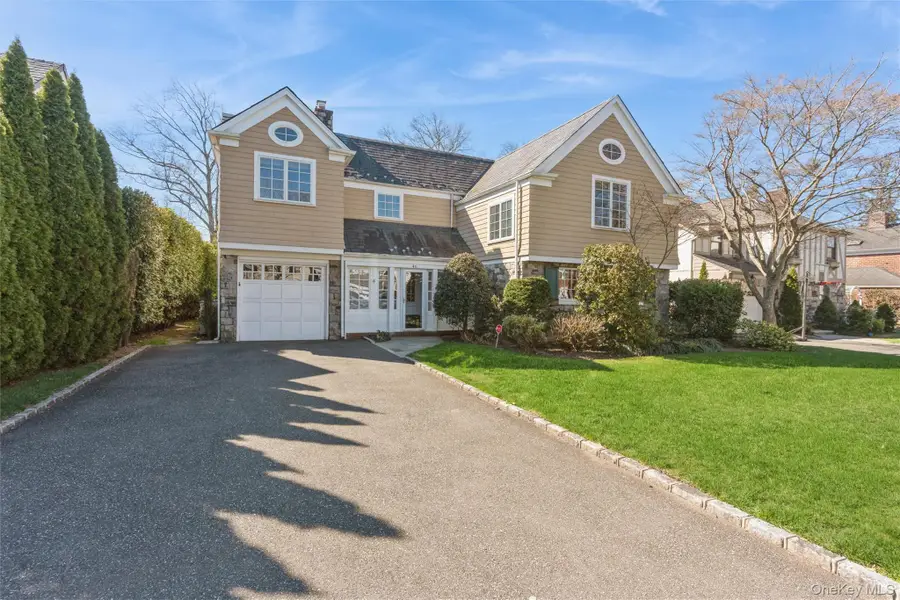 46 Wyatt Road, Garden City, NY 11530 - #2