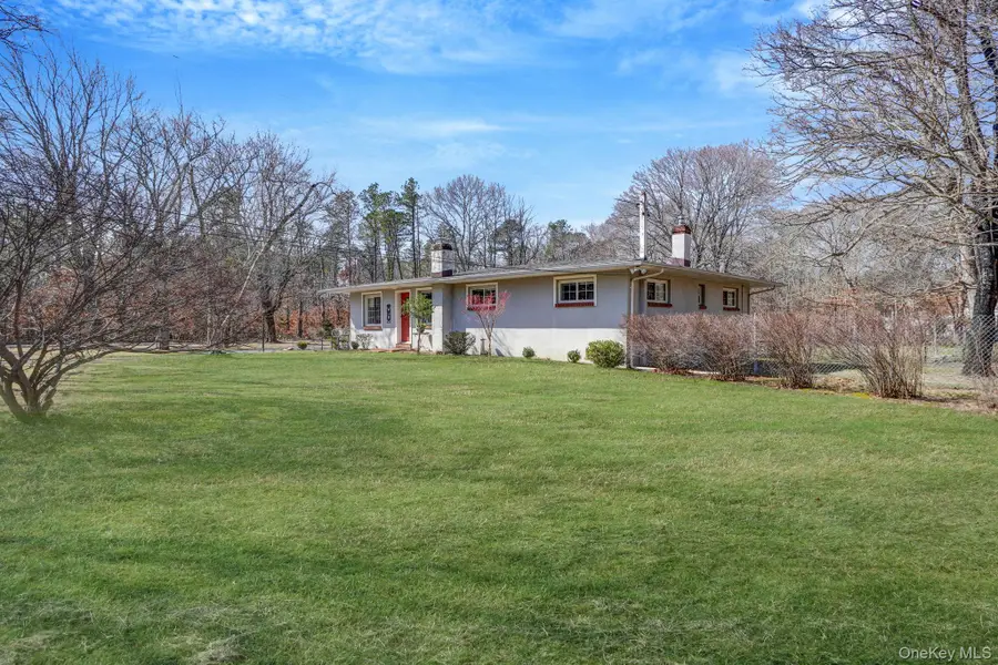 146 Halsey Manor Road, Manorville, NY 11949 - #2