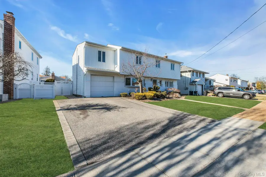 2505 Walters Court, Bellmore, NY 11710 - #2