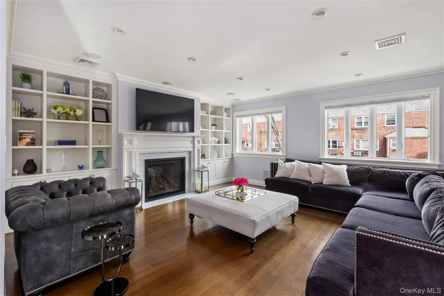 15496 Riverside Drive, Whitestone, NY 11357 - #3