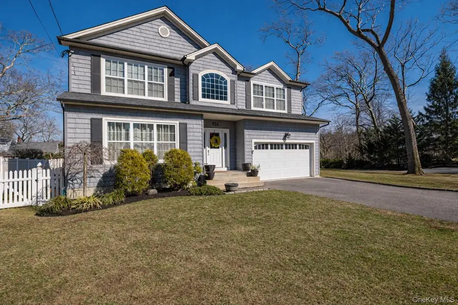 456 Pine Acres Boulevard, Brightwaters, NY 11718 - #2