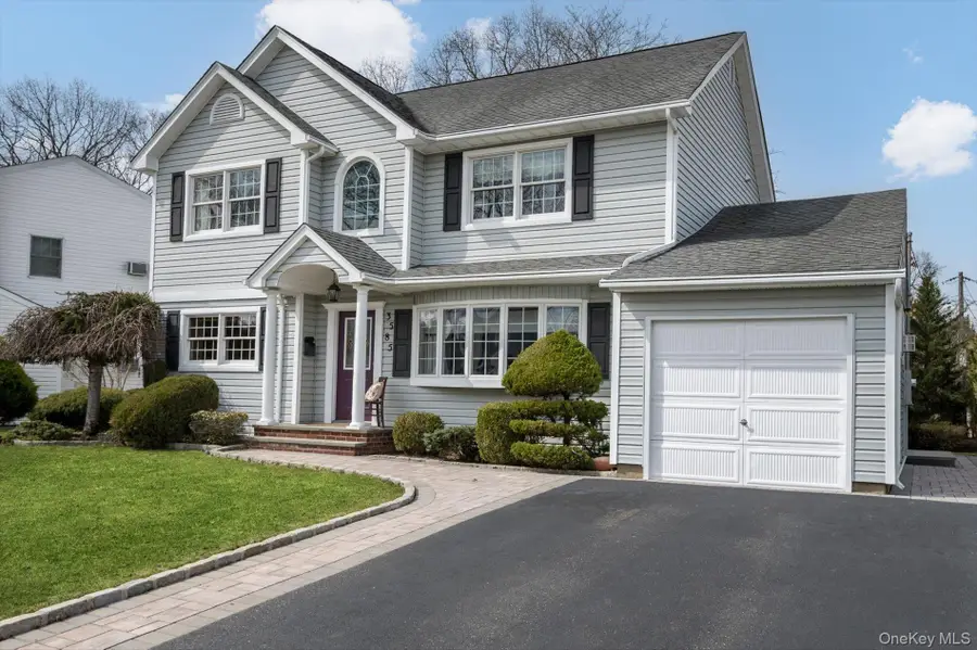 3585 Amherst Drive, Wantagh, NY 11793 - #2