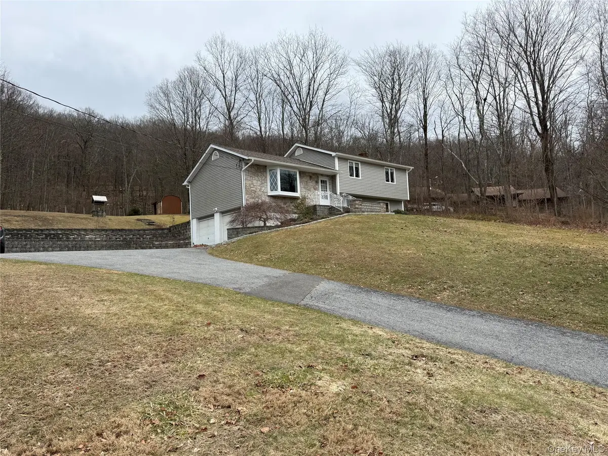 128 Lookout Pass, Stormville, NY 12582 - #1