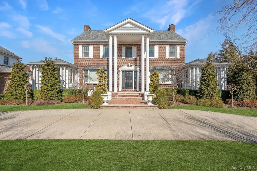 23 Center Drive, Malba, NY 11357 - #3