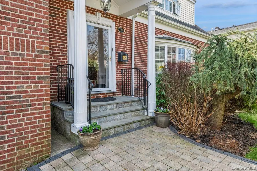130 Locust Avenue, Scarsdale, NY 10583 - #2