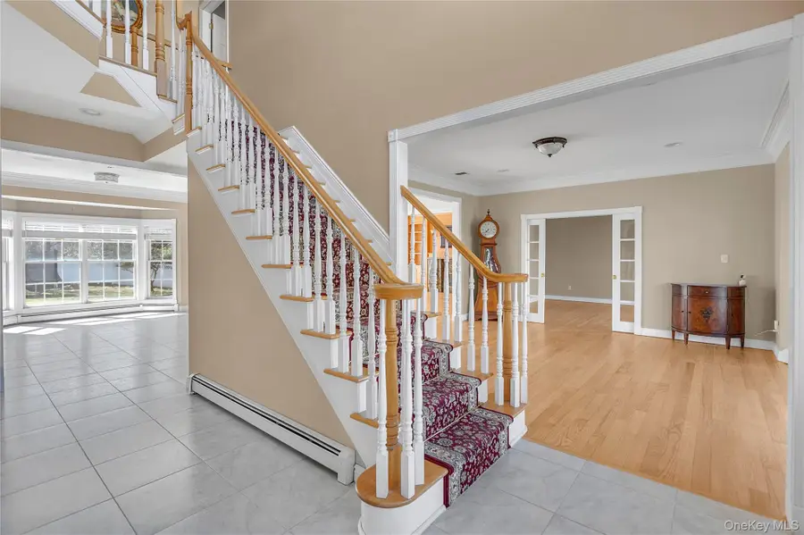 4 Gianna Court, Hauppauge, NY 11788 - #3