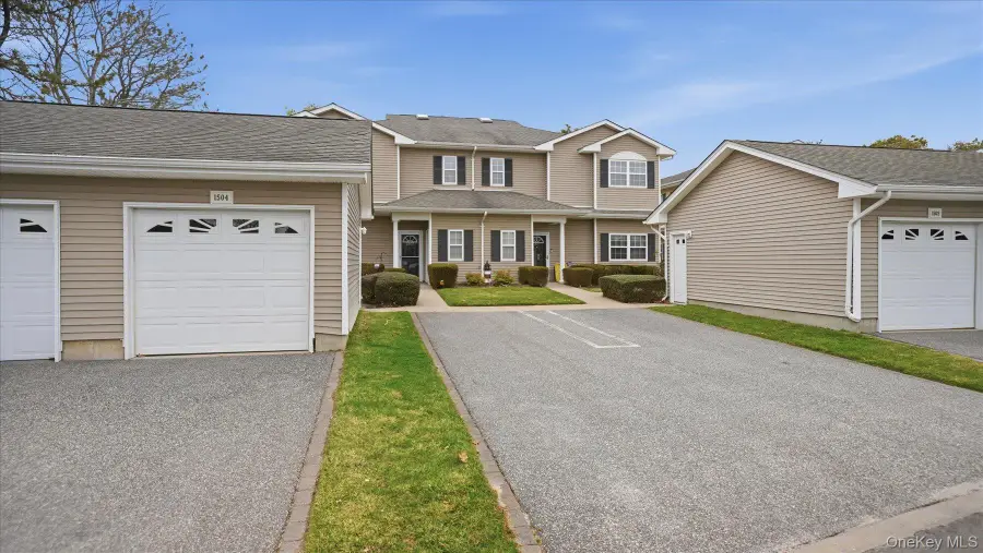 1504 Aerie Way #1504, East Quogue, NY 11942 - #2