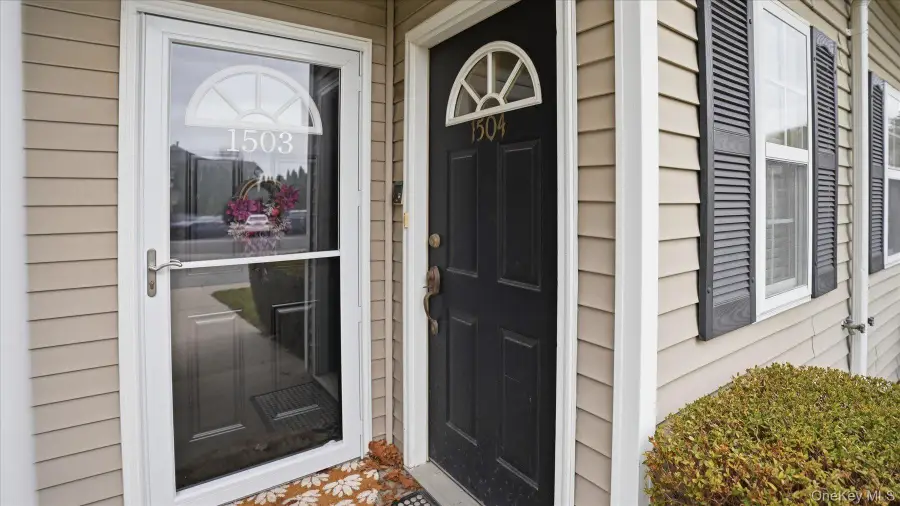 1504 Aerie Way #1504, East Quogue, NY 11942 - #3