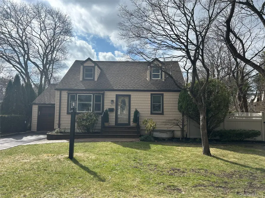 5 Slade Place, Bay Shore, NY 11706 - #2