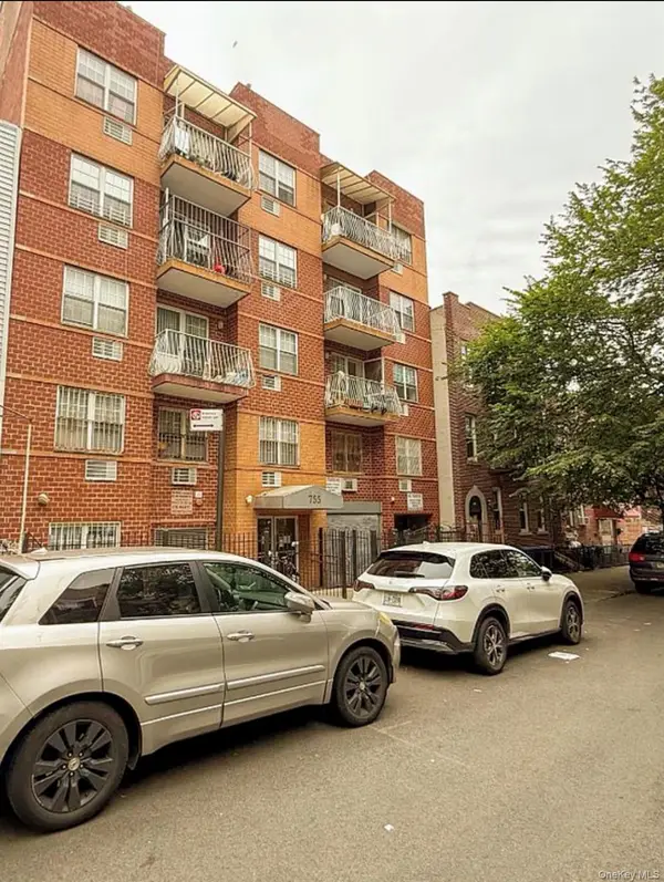 755 40th Street #3C, Brooklyn, NY 11232