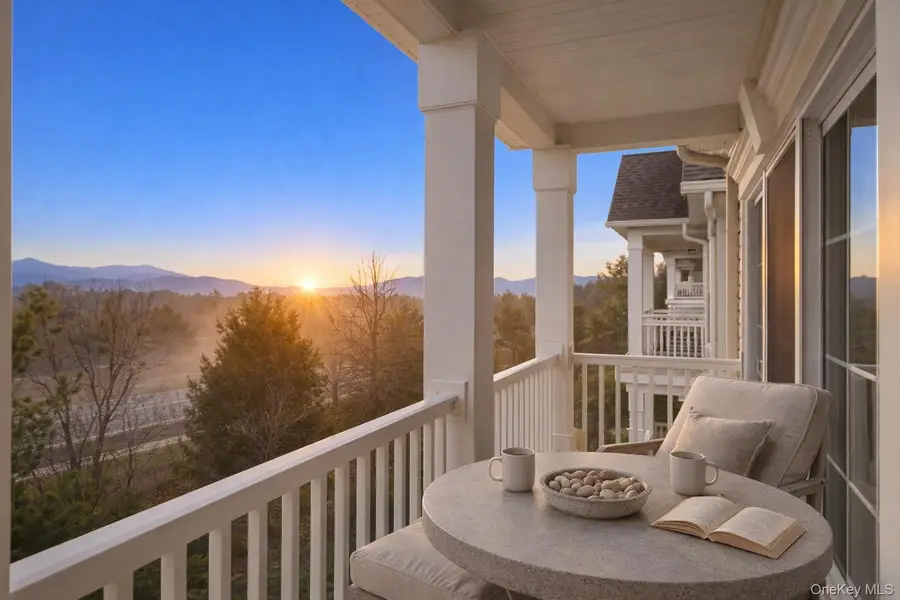 612 Saratoga Lane, Fishkill, NY 12524 - #3