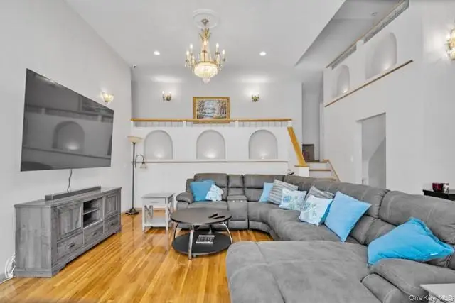 1033 Rosedale Road, North Woodmere, NY 11581 - #3