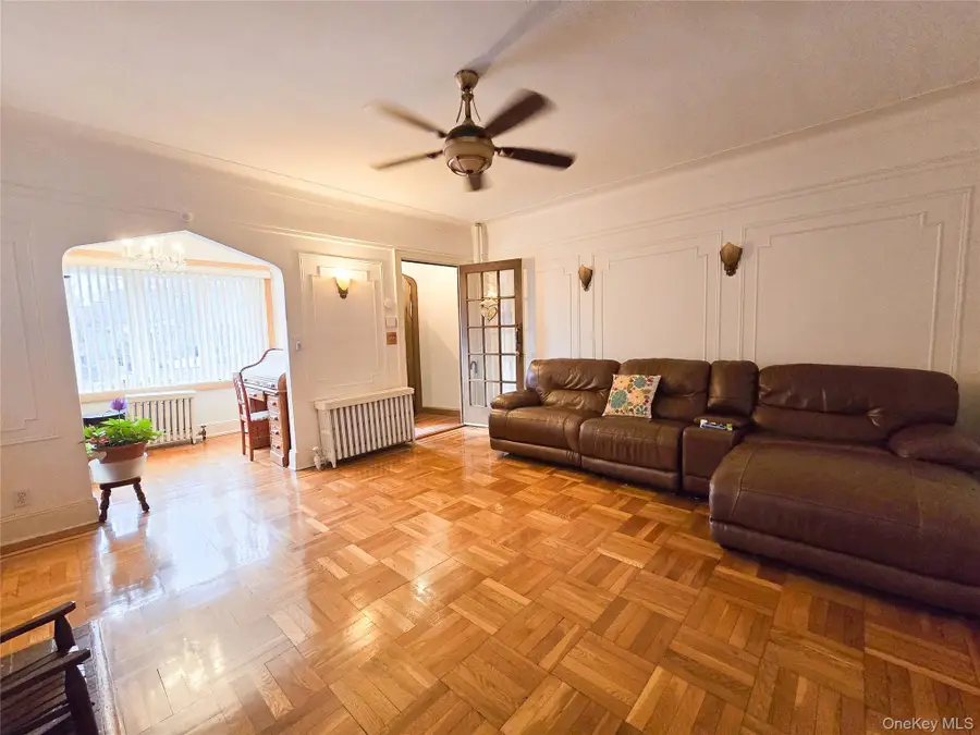 14957 21st Avenue, Whitestone, NY 11357 - #3