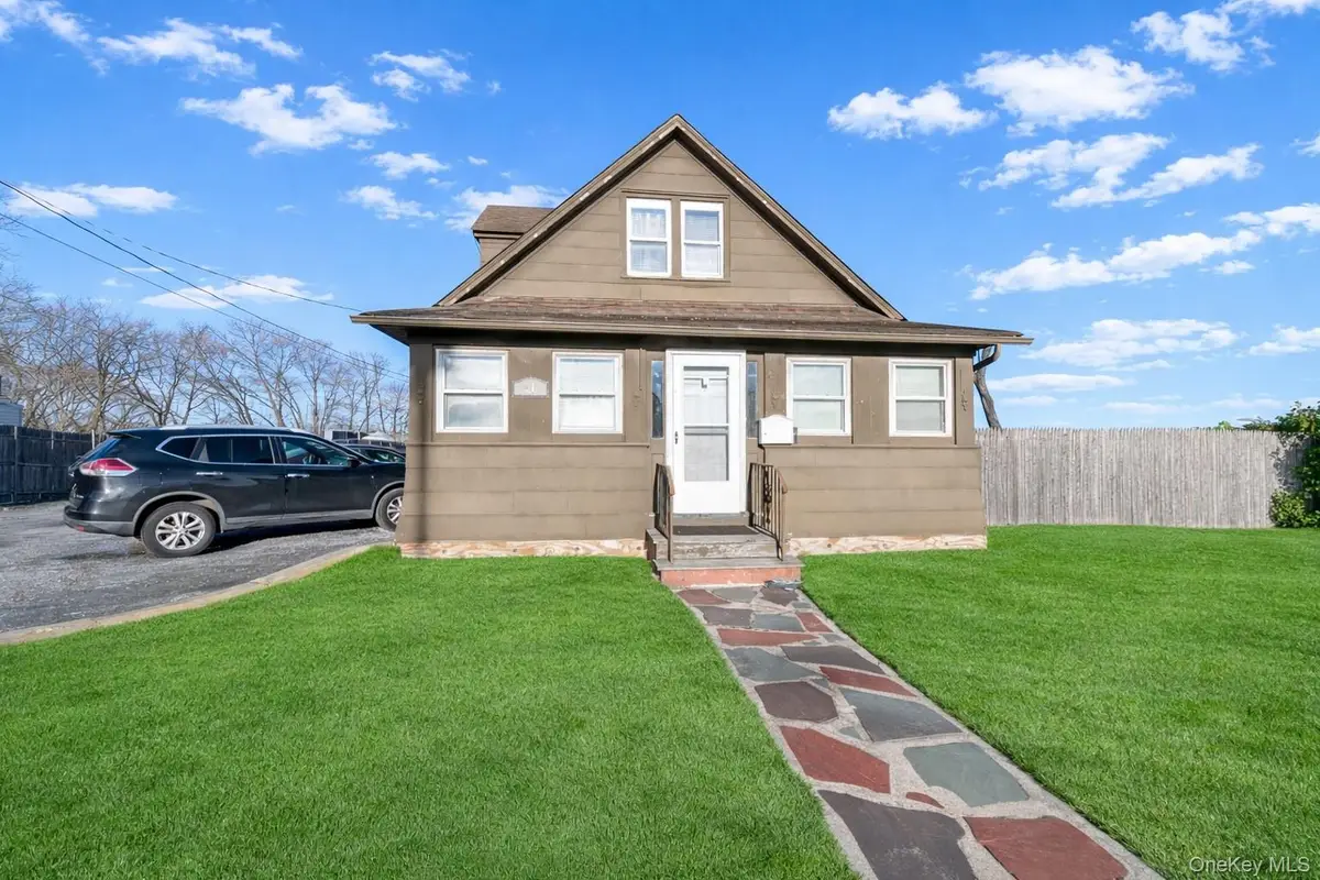 61 River Avenue, Patchogue, NY 11772 - #1