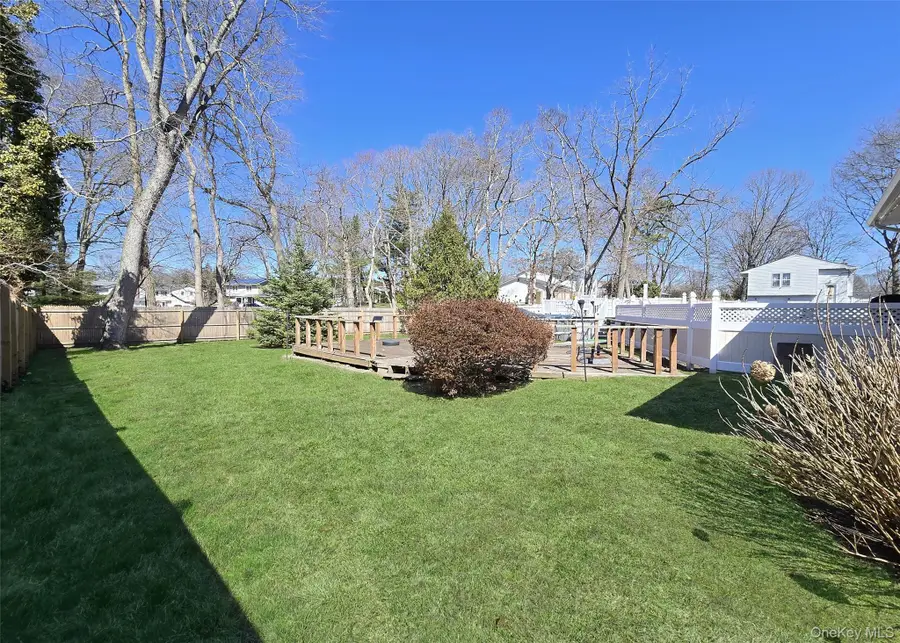 146 Webster Avenue, Ronkonkoma, NY 11779 - #3