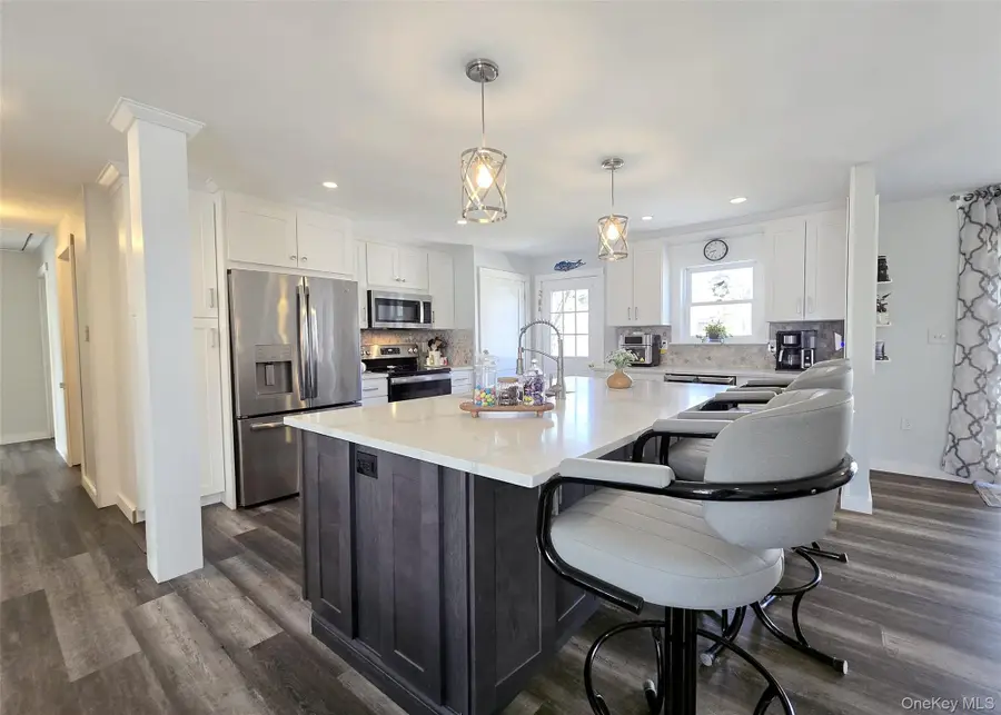 19 Appel Drive E, Shirley, NY 11967 - #2