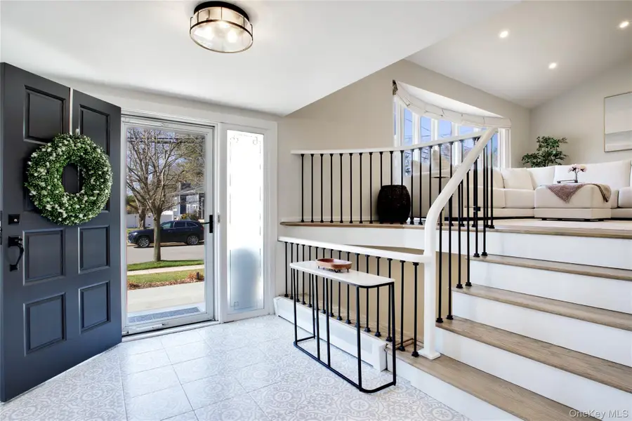 58 Roger Drive, Port Washington, NY 11050 - #3