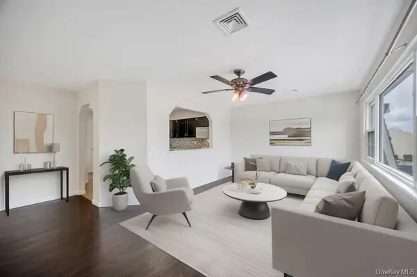 1 Atlantic Avenue #74, Farmingdale, NY 11735