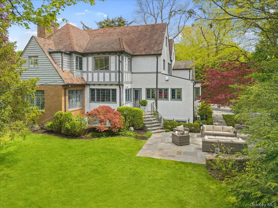 10 Locust Ridge Road, Larchmont, NY 10538 - #3