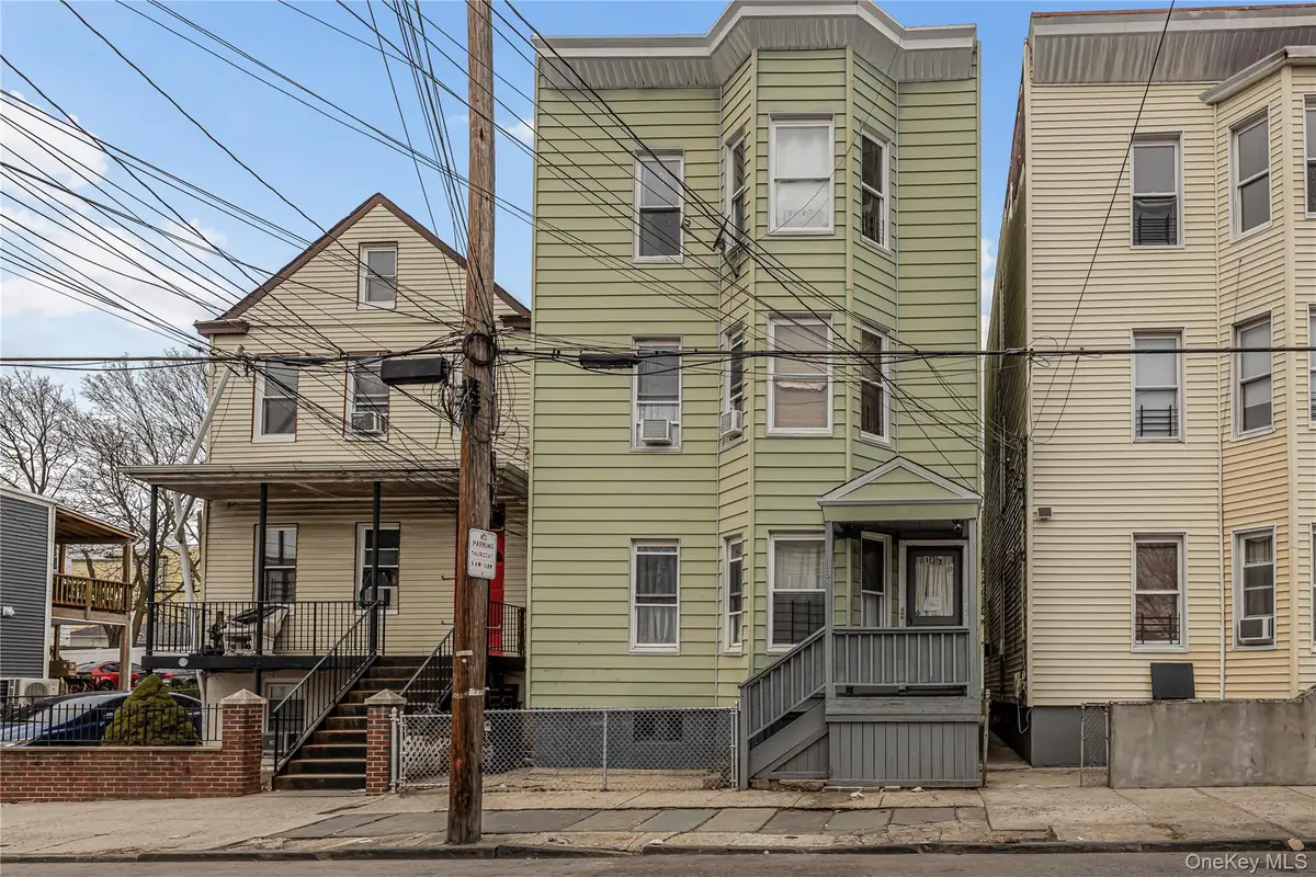 139 Voss Avenue, Yonkers, NY 10703 - #1