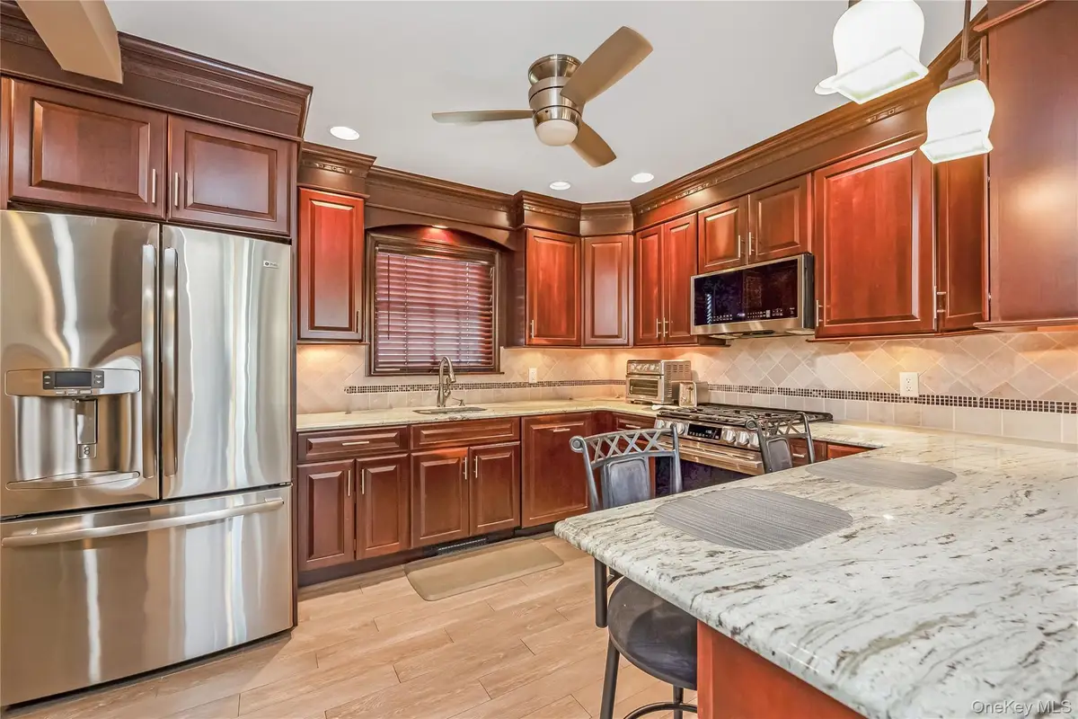 921 N 5th Street, New Hyde Park, NY 11040 - #1