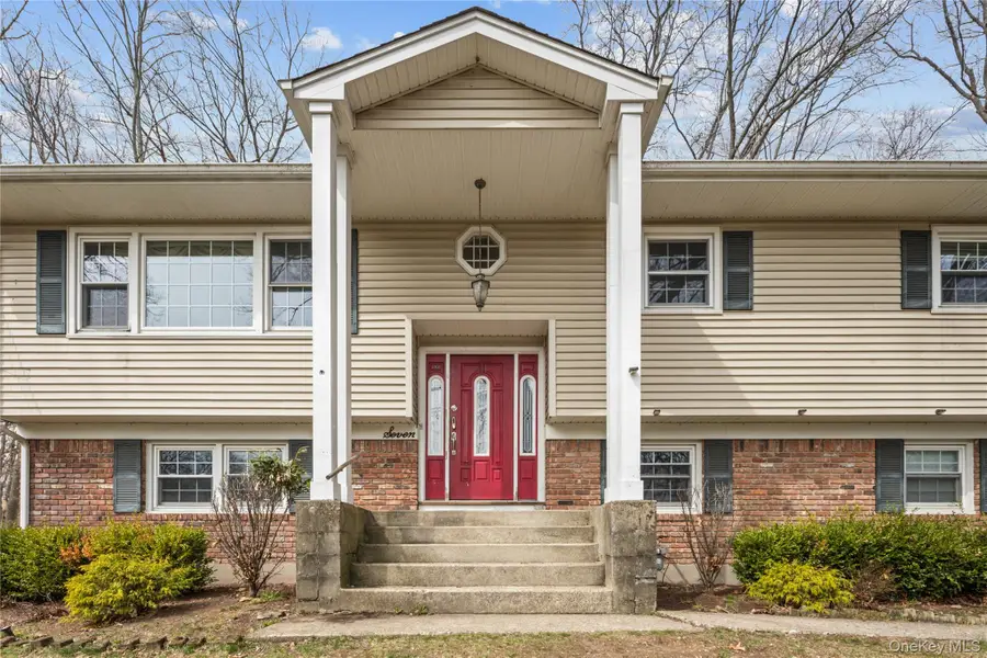 7 Jacqueline Road, Monsey, NY 10952 - #2